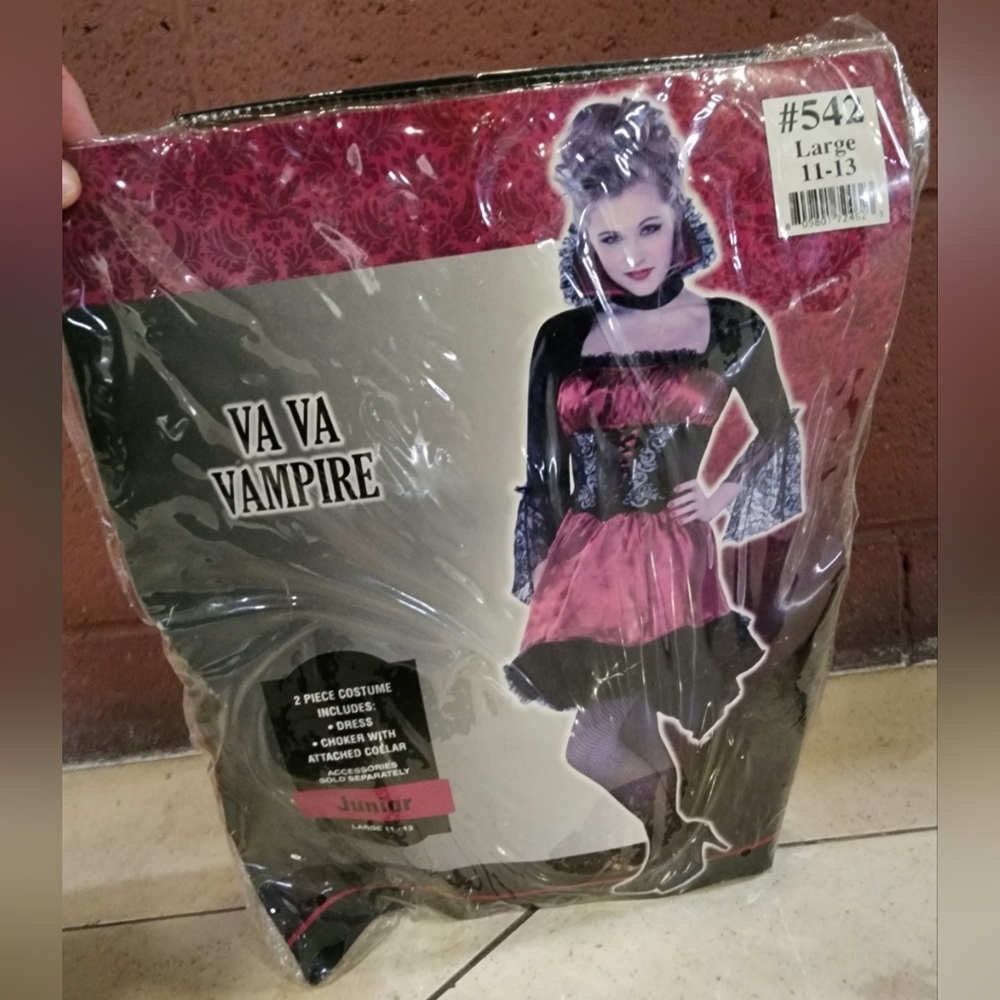 Girls Youth Vampire Halloween Costume Size Large Complete With Teeth